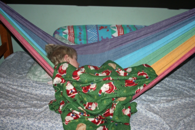 Wrap hammock sleeping Charlie